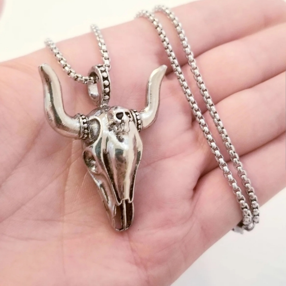 BULL Skull Pendant Necklace Western Biker Unisex - Picture 3 of 4